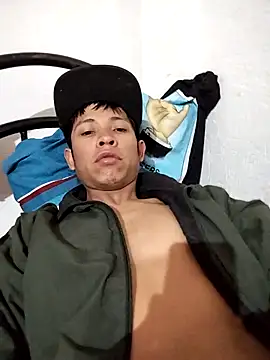 Snapshot of Javierjvl chatting on 02/01/26, 01:15 Javierjvl online show from 02/01/26, 01:15