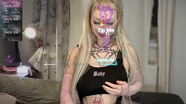 Snapshot of Gloryyaa chatting on 04/11/26, 09:41 Gloryyaa online show from 04/11/26, 09:41