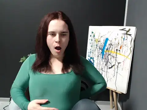 mini girly online show from 01/17/25, 04:26