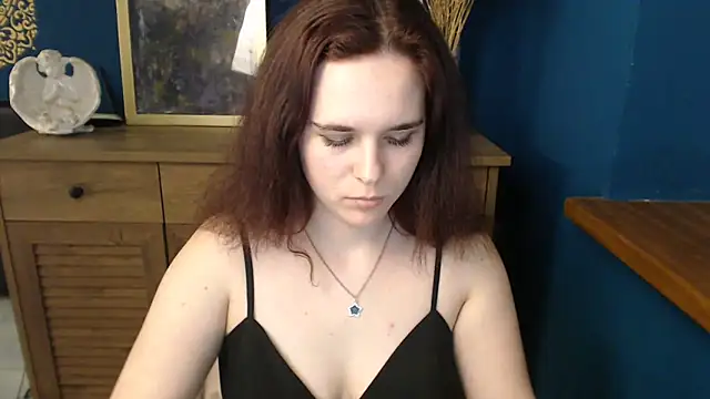 mini girly online show from 01/31/25, 01:34