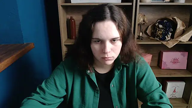 mini girly online show from 10/16/25, 08:04