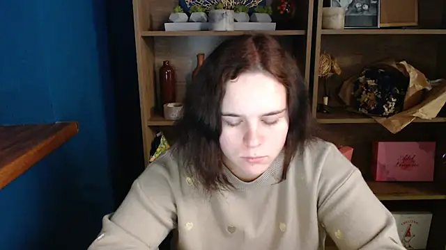 mini girly online show from 10/25/25, 02:02