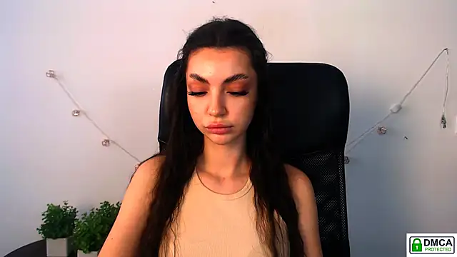 Lexi Jous online show from 04/08/26, 12:38