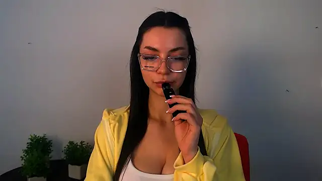 Lexi Jous online show from 05/04/26, 01:07