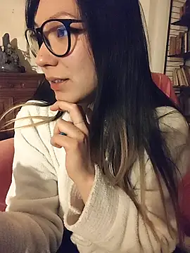 Snapshot of LoveFoxyQueen chatting on 03/20/26, 12:48 LoveFoxyQueen online show from 03/20/26, 12:48