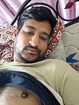 Snapshot of honeyrose765 chatting on 11/28/25, 08:44 honeyrose765 online show from 11/28/25, 08:44