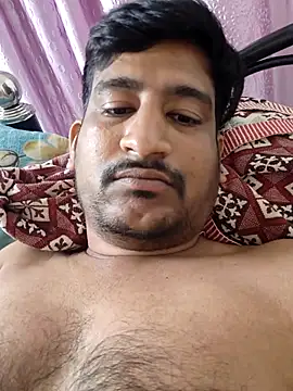 Snapshot of honeyrose765 chatting on 12/04/25, 06:49 honeyrose765 online show from 12/04/25, 06:49