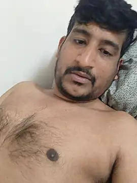 Snapshot of honeyrose765 chatting on 12/15/25, 10:25 honeyrose765 online show from 12/15/25, 10:25