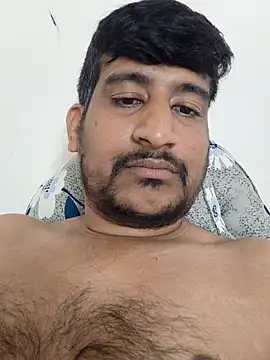 Snapshot of honeyrose765 chatting on 12/21/25, 09:22 honeyrose765 online show from 12/21/25, 09:22