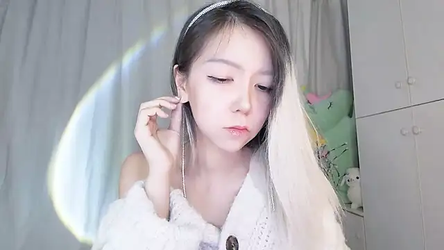 Ciri-CC online show from 03/04/25, 03:48