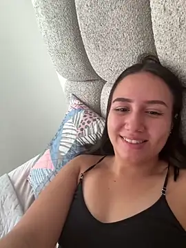 Snapshot of Jullya_x chatting on 03/10/26, 04:01 Jullya x online show from 03/10/26, 04:01