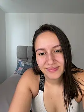 Snapshot of Jullya_x chatting on 07/09/26, 08:13 Jullya x online show from 07/09/26, 08:13