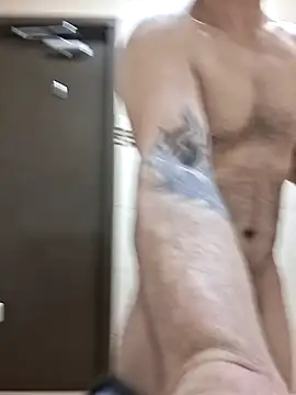 Snapshot of fuckmyface8 chatting on 03/29/26, 08:31 fuckmyface8 online show from 03/29/26, 08:31