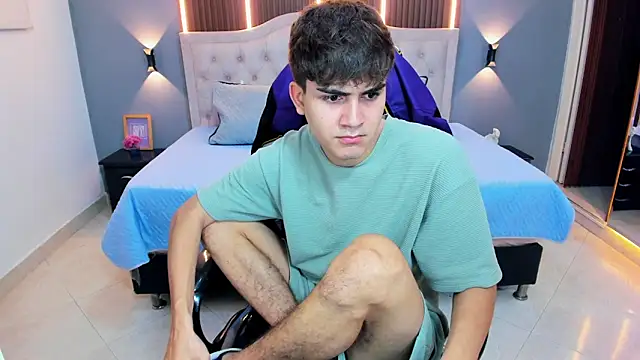 Tommy18   online show from 02/25/26, 03:27