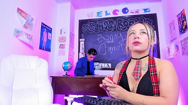 Bonny and carrot online show from 03/07/26, 07:22