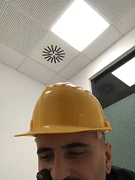 ilmaestoso online show from 01/11/25, 02:41