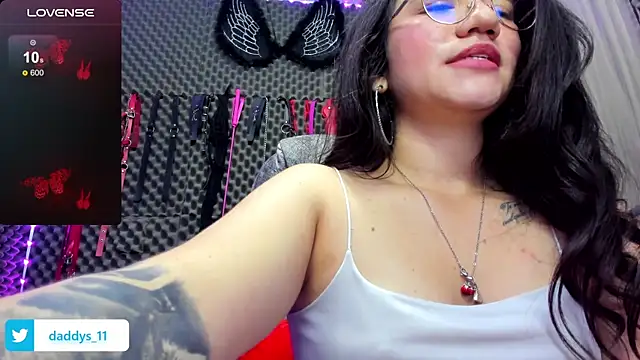 lilihot  online show from 02/11/25, 10:28