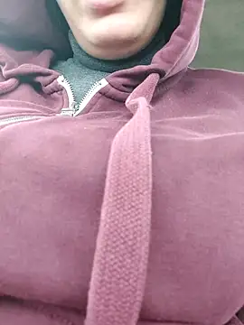 Snapshot of nonalona199999 chatting on 03/30/26, 05:14 nonalona199999 online show from 03/30/26, 05:14