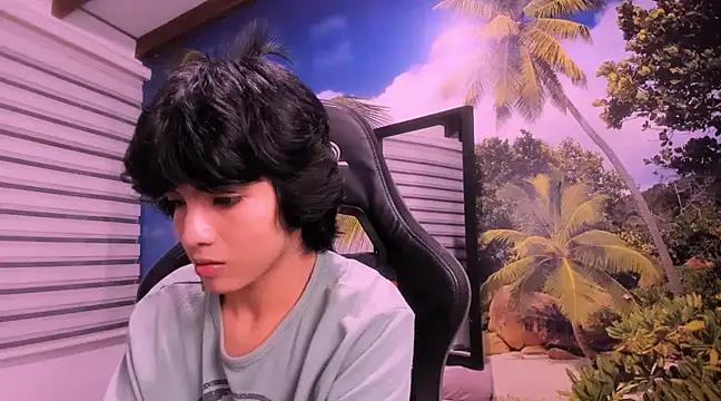 AllanYong18 online show from 01/20/25, 07:25