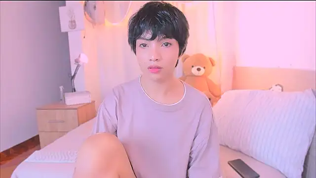 AllanYong18 online show from 11/01/25, 10:50