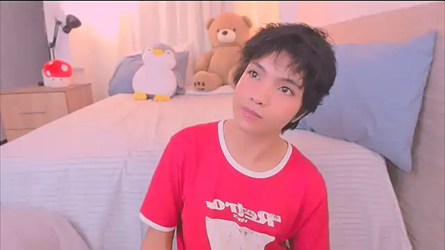 AllanYong18 online show from 01/07/26, 02:36