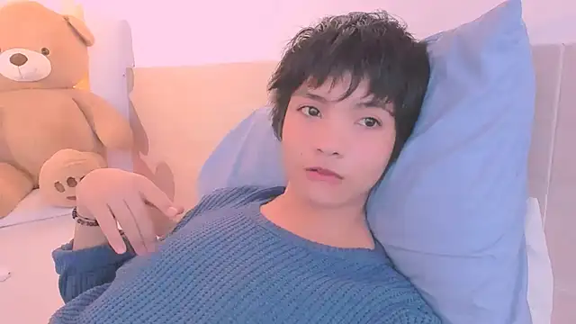 AllanYong18 online show from 01/09/26, 01:03