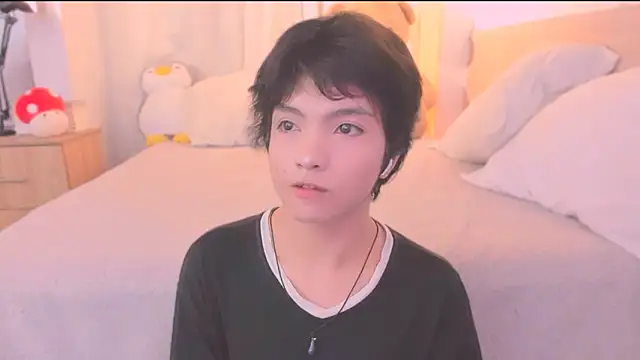 AllanYong18 online show from 02/11/26, 01:27