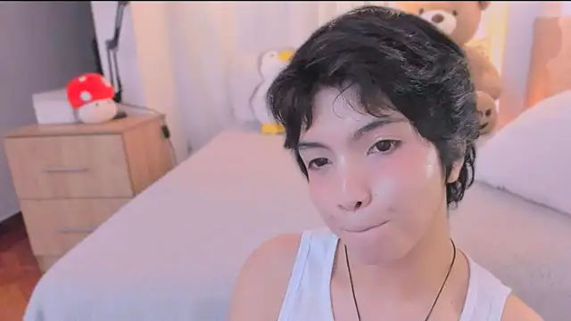 AllanYong18 online show from 03/05/26, 07:04