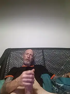 Snapshot of filthymind619 chatting on 04/20/26, 04:43 filthymind619 online show from 04/20/26, 04:43