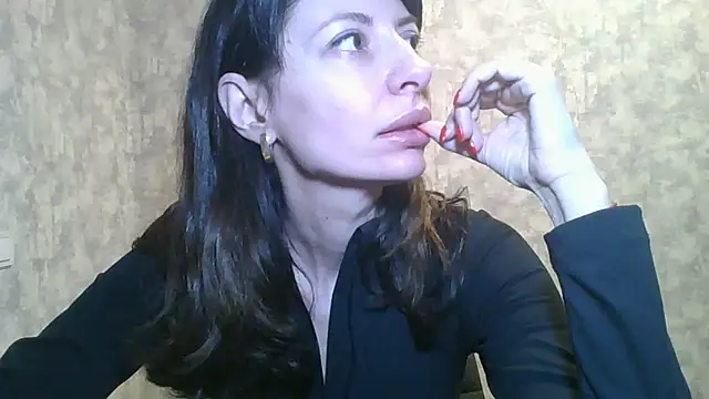 Snapshot of LissaBlossom chatting on 01/08/25, 05:05 LissaBlossom online show from 01/08/25, 05:05