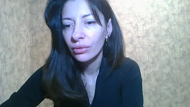 Snapshot of LissaBlossom chatting on 01/11/25, 04:38 LissaBlossom online show from 01/11/25, 04:38