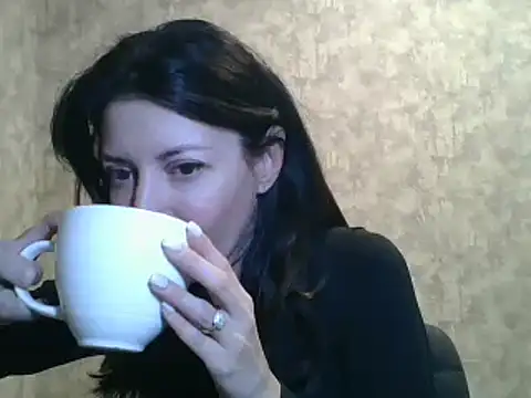 Snapshot of LissaBlossom chatting on 02/11/25, 04:33 LissaBlossom online show from 02/11/25, 04:33