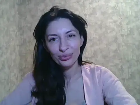 Snapshot of LissaBlossom chatting on 03/08/25, 06:32 LissaBlossom online show from 03/08/25, 06:32