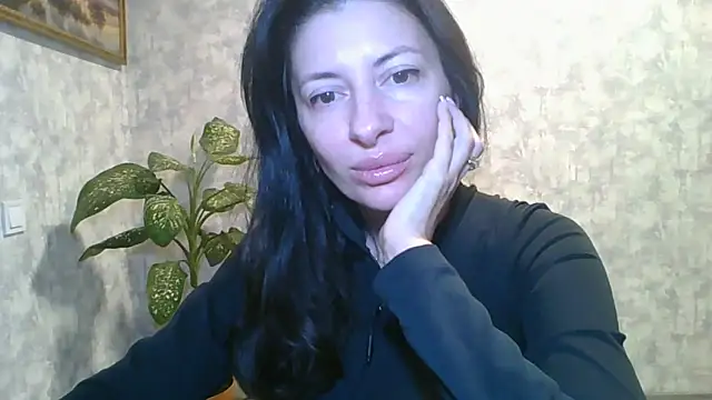 Snapshot of LissaBlossom chatting on 10/04/25, 04:43 LissaBlossom online show from 10/04/25, 04:43