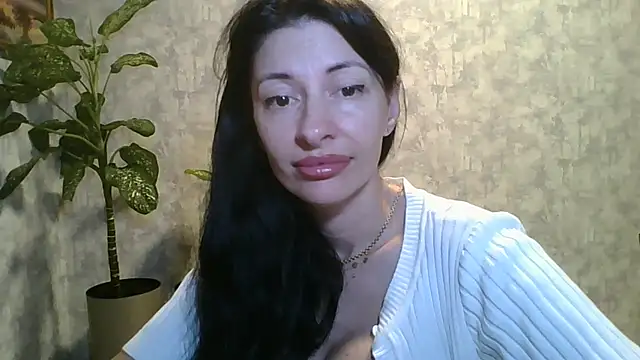 Snapshot of LissaBlossom chatting on 06/03/26, 02:33 LissaBlossom online show from 06/03/26, 02:33