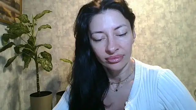 Snapshot of LissaBlossom chatting on 06/05/26, 03:02 LissaBlossom online show from 06/05/26, 03:02