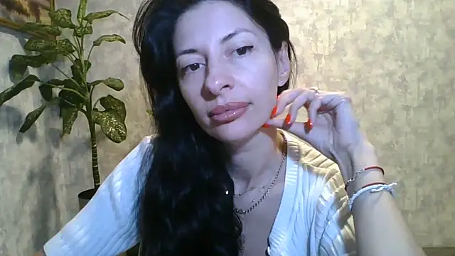 Snapshot of LissaBlossom chatting on 06/09/26, 03:23 LissaBlossom online show from 06/09/26, 03:23
