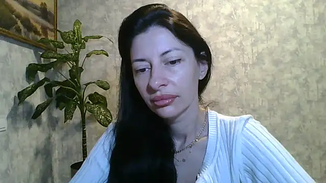 Snapshot of LissaBlossom chatting on 06/12/26, 02:43 LissaBlossom online show from 06/12/26, 02:43