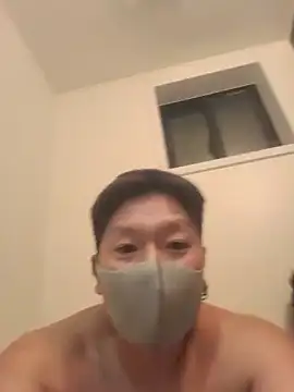 Snapshot of K0718 chatting on 03/12/26, 01:06 K0718 online show from 03/12/26, 01:06