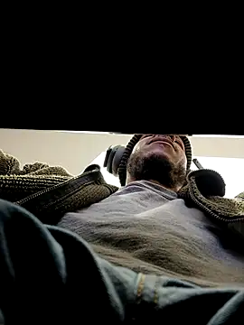 MrDaddyBbSnake online show from 02/20/25, 06:57