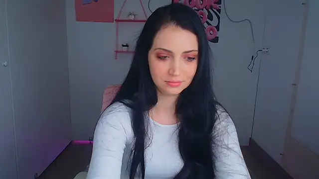 Snapshot of Amalia_amor chatting on 04/18/26, 05:28 Amalia amor online show from 04/18/26, 05:28