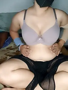 Queen princes online show from 11/27/25, 06:48