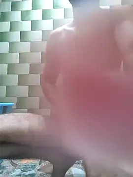 TOPMOON001 online show from 09/15/25, 07:52