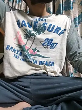 TOPMOON001 online show from 01/16/26, 06:56