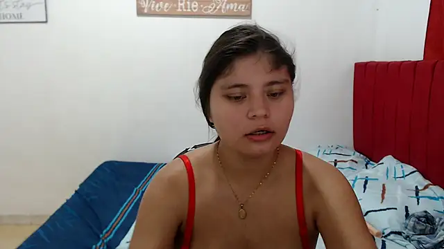 Snapshot of diva_sexyhot chatting on 02/14/25, 11:21 diva sexyhot online show from 02/14/25, 11:21