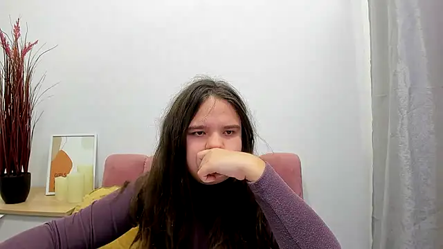 AdeleCruz online show from 01/13/25, 04:08