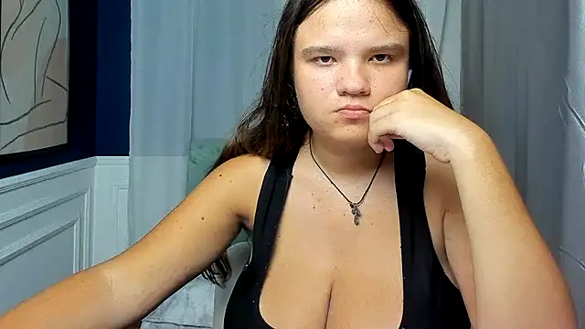 AdeleCruz online show from 07/01/26, 12:07