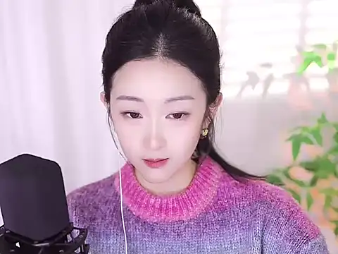 Snapshot of Muzi-sing chatting on 01/17/25, 02:39 Muzi-sing online show from 01/17/25, 02:39