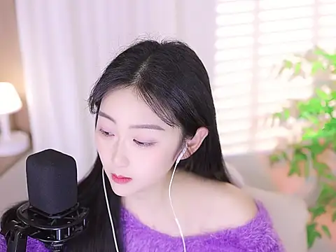 Snapshot of Muzi-sing chatting on 03/09/25, 12:09 Muzi-sing online show from 03/09/25, 12:09