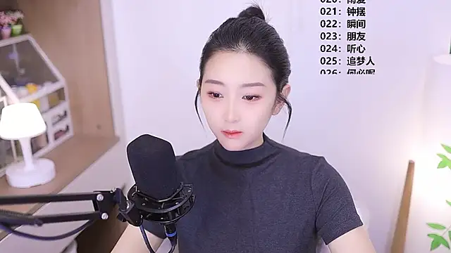 Muzi-sing online show from 05/17/26, 10:33